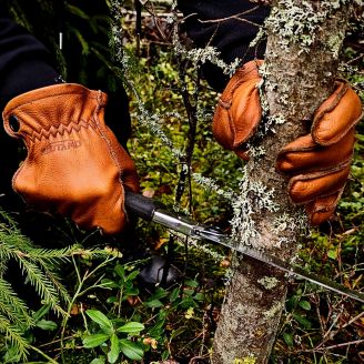 Kootamo Brown Nahkahanskat, Work, Bushcraft