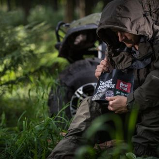 Tactical Foodpack Kalacurry Riisillä